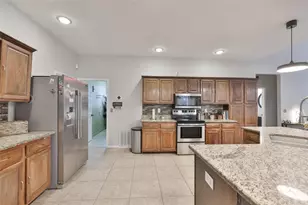 3722 Cypress Meadows Rd, Tampa, FL 33624 - Photo 15