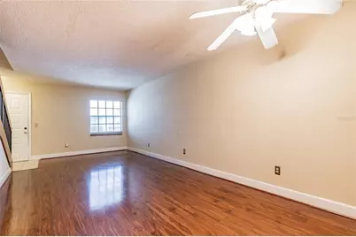 4875 W McElroy Avenue #G208, Tampa, FL 33611 - Photo 7