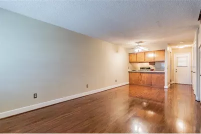 4875 W McElroy Avenue #G208, Tampa, FL 33611 - Photo 5