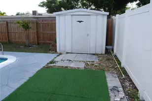 2851 67th St N, Saint Petersburg, FL 33710 - Photo 23