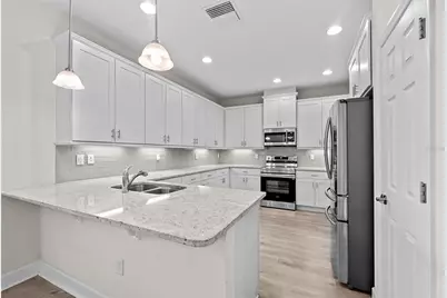 718 Chipper Drive, Sun City Center, FL 33573 - Photo 11