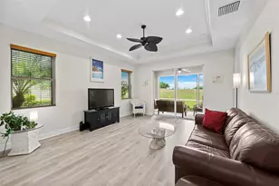 718 Chipper Dr, Sun City Center, FL 33573 - Photo 15