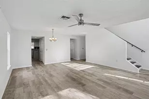 10317 Frog Pond Dr, Riverview, FL 33569 - Photo 9