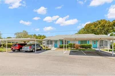 401 De Grasse Place #18, Sun City Center, FL 33573 - Photo 5