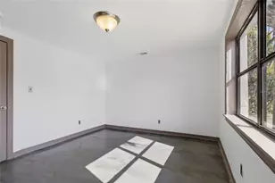 2828 N Elmore Ave, Tampa, FL 33602 - Photo 15