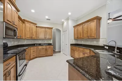 713 Whitehall St, Plant City, FL 33563 - Photo 7