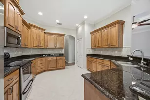 713 Whitehall St, Plant City, FL 33563 - Photo 7