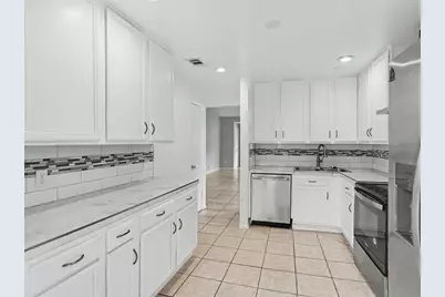 7102 Harbor Heights Circle, Orlando, FL 32835 - Photo 7