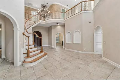 702 Berrocales De Avila, Tampa, FL 33613 - Photo 13