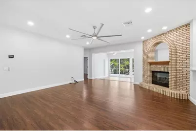 4401 Kettle Creek Court, Tampa, FL 33624 - Photo 7