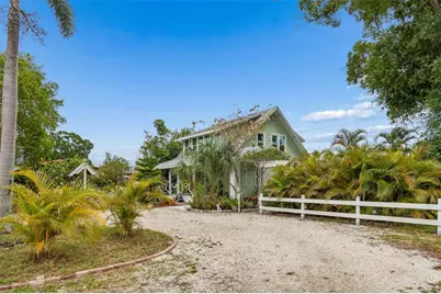 646 80th Avenue N, Saint Petersburg, FL 33702 - Photo 43