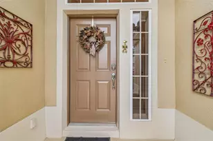 2006 Grantham Greens Dr, Sun City Center, FL 33573 - Photo 5