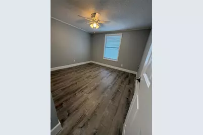 1400 Strawberry Place #5, Plant City, FL 33563 - Photo 7