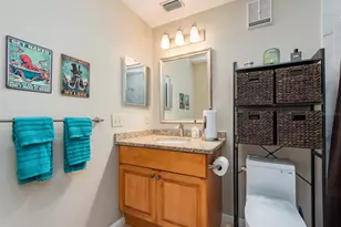 610 Island Way, Clearwater Beach, FL 33767 - Photo 25