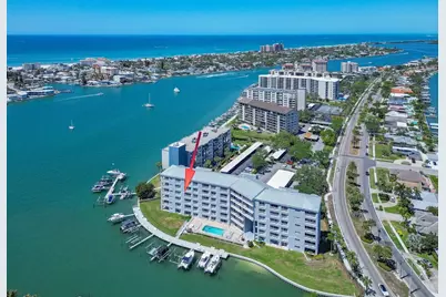 610 Island Way #407, Clearwater Beach, FL 33767 - Photo 3