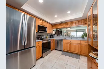 610 Island Way #407, Clearwater Beach, FL 33767 - Photo 7