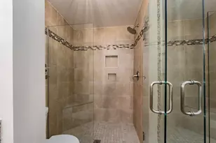 610 Island Way, Clearwater Beach, FL 33767 - Photo 23