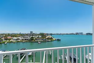 610 Island Way, Clearwater Beach, FL 33767 - Photo 29