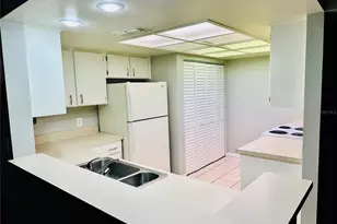 13610 S Village Dr, Tampa, FL 33618 - Photo 9