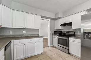 9931 110th St, Seminole, FL 33772 - Photo 13