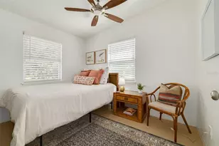 4351 Menhaden Dr SE, Saint Petersburg, FL 33705 - Photo 11