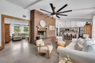 7820 Lithia Pinecrest Rd, Lithia, FL 33547 - Photo 15