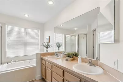 5414 Avenal Drive, Lutz, FL 33558 - Photo 37