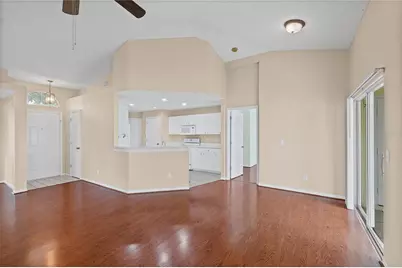 2724 Golf Lake Drive #26, Plant City, FL 33566 - Photo 9