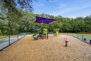 2018 Attaway Dr, Brandon, FL 33511 - Photo 33