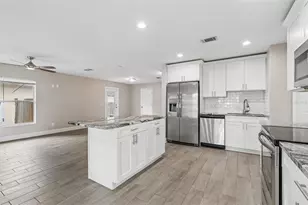 310 E Clinton St, Tampa, FL 33604 - Photo 9