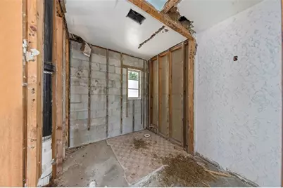 6235 Hampton Drive N, Saint Petersburg, FL 33710 - Photo 15