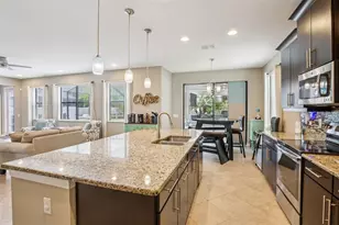 210 Dakota Hill Dr, Seffner, FL 33584 - Photo 13