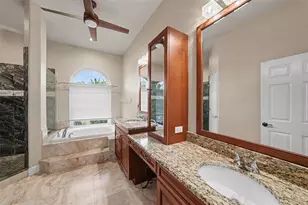 18817 Wimbledon Cir, Lutz, FL 33558 - Photo 21