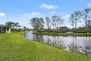 18817 Wimbledon Cir, Lutz, FL 33558 - Photo 45