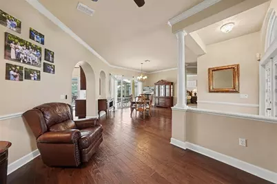 18817 Wimbledon Circle, Lutz, FL 33558 - Photo 7