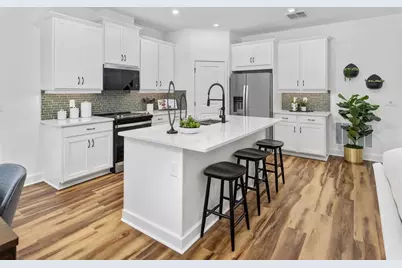 12250 New Tranquility Path, Venice, FL 34293 - Photo 11