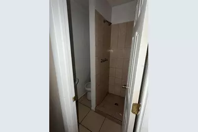 1543 N Tuttle Avenue, Sarasota, FL 34237 - Photo 11