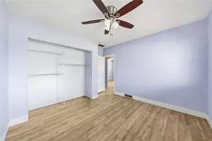 10871 Grove Terrace, Seminole, FL 33772 - Photo 17