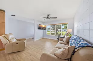 10871 Grove Terrace, Seminole, FL 33772 - Photo 3