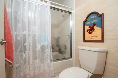 319 Linger Lane, Sun City Center, FL 33573 - Photo 13