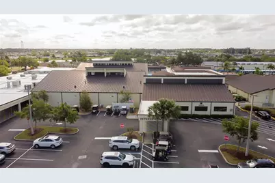 319 Linger Lane, Sun City Center, FL 33573 - Photo 27