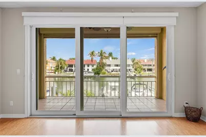 1071 Pinellas Bayway S, Saint Petersburg, FL 33715 - Photo 11