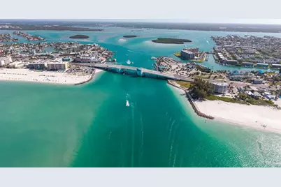 13304 Gulf Boulevard, Madeira Beach, FL 33708 - Photo 13