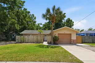 811 Michigan Blvd, Dunedin, FL 34698 - Photo 1