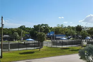 4715 Bay St NE, Saint Petersburg, FL 33703 - Photo 37