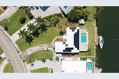 3876 Shore Acres Boulevard NE, Saint Petersburg, FL 33703 - Photo 3