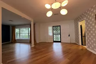 520 S Riverhills Dr, Temple Terrace, FL 33617 - Photo 7