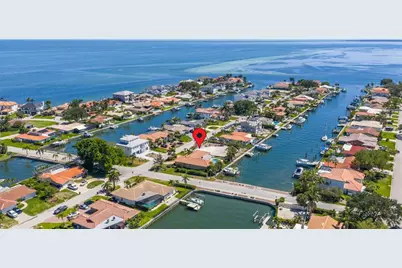 1997 Hawaii Avenue NE, Saint Petersburg, FL 33703 - Photo 51