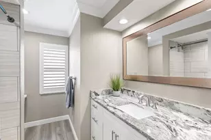 1405 Embassy Dr, Clearwater, FL 33764 - Photo 23