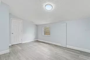 9307 N 16th St, Tampa, FL 33612 - Photo 17